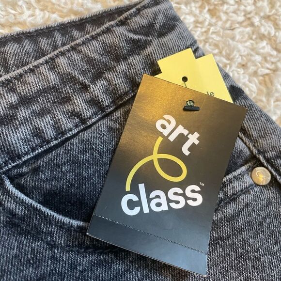 Youth‎ Art Class shorts XXL (18) - Picture 3 of 5